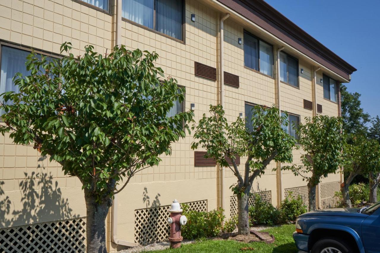 Riverview Inn & Suites Somerset Esterno foto