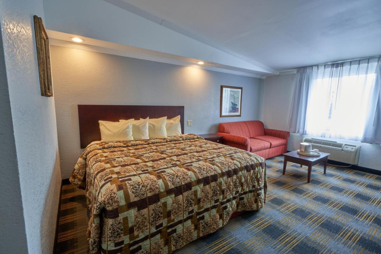 Riverview Inn & Suites Somerset Esterno foto